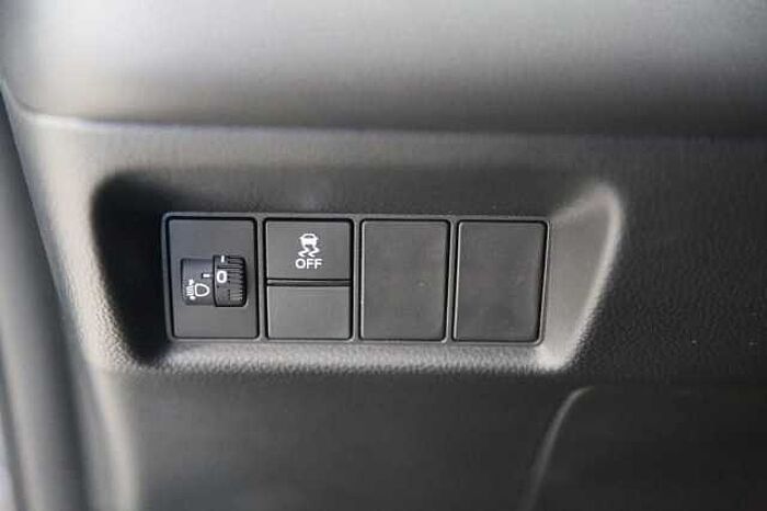 Honda Jazz 1.5 Advance RFK SHZ LHZ PDC LED