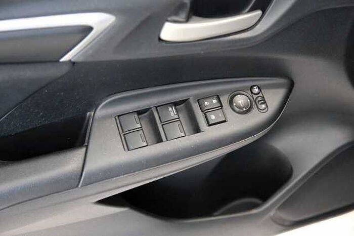 Honda Jazz Comfort sehr gepflegt, PDC, SHZ, Navi