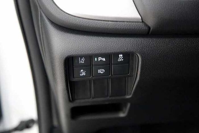 Honda CR-V 2.0 2WD Elegance PDC Navi RFK SHZ DAB