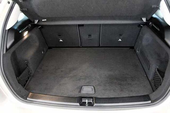 Mercedes-Benz B 180 B -Klasse B 180 Navi RFK SHZ PDC