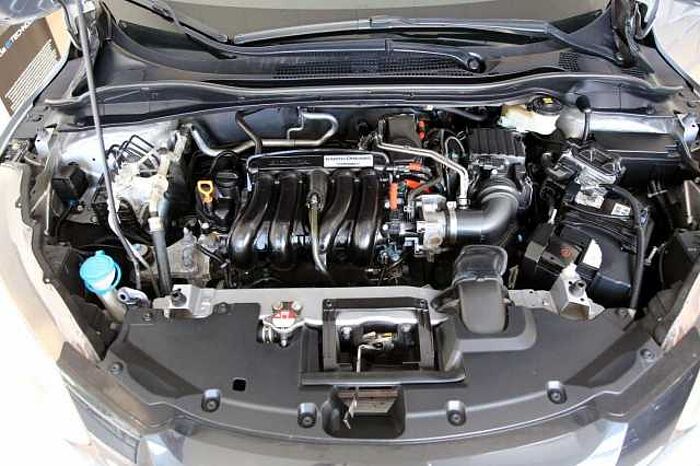 Honda HR-V Elegance Navi SHZ PDC AHK