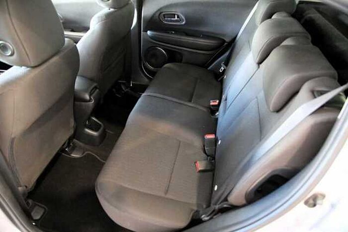 Honda HR-V Elegance Navi SHZ PDC AHK