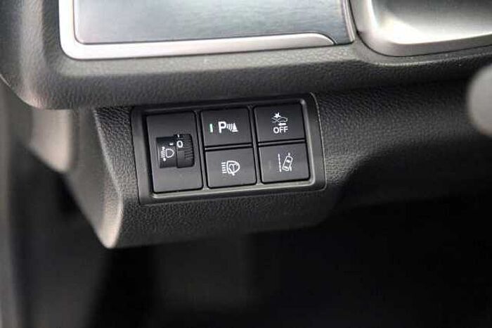 Honda Civic 1.6 i-DTEC Elegance Navi RFK SHZ