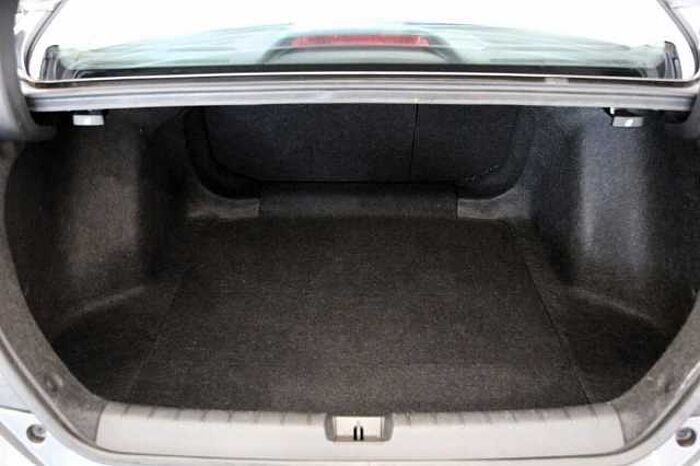 Honda Civic 1.6 i-DTEC Elegance Navi RFK SHZ