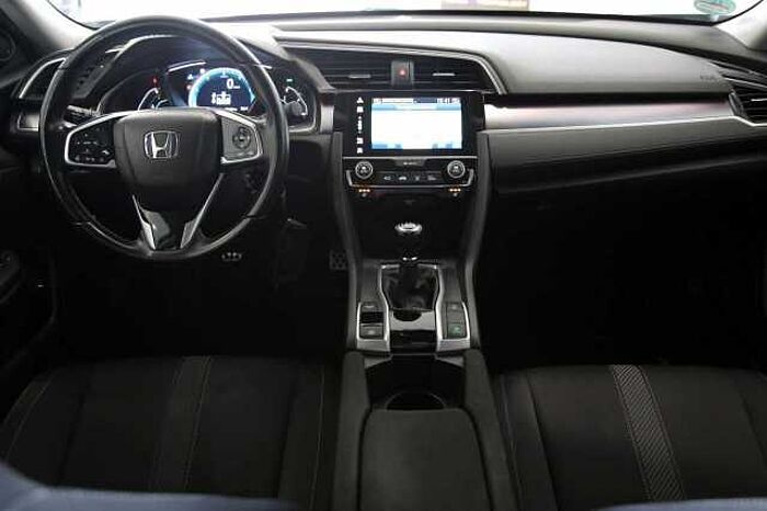 Honda Civic 1.6 i-DTEC Elegance Navi RFK SHZ