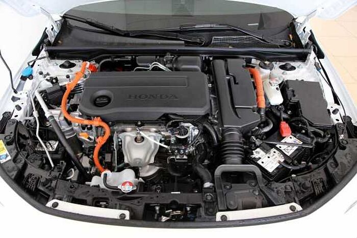 Honda Civic Advance Facelift Pano Bosesound e-Sitze