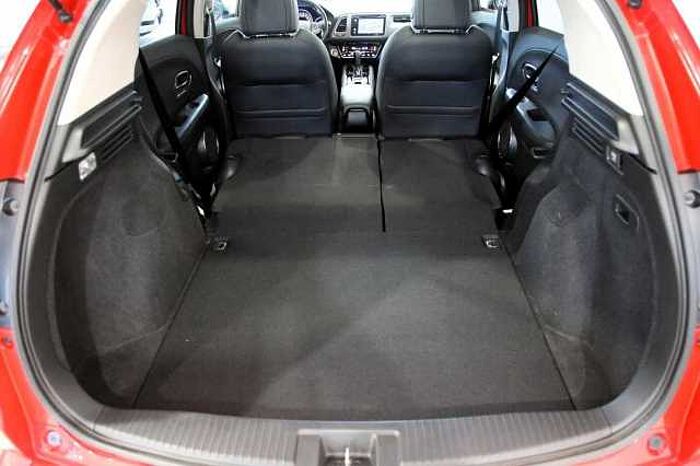 Honda HR-V Executive Pano, RFK, SHZ, DAB