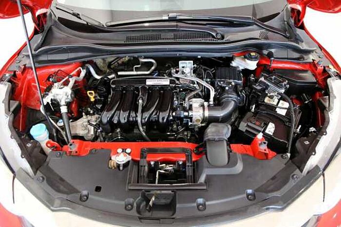 Honda HR-V Executive Pano, RFK, SHZ, DAB