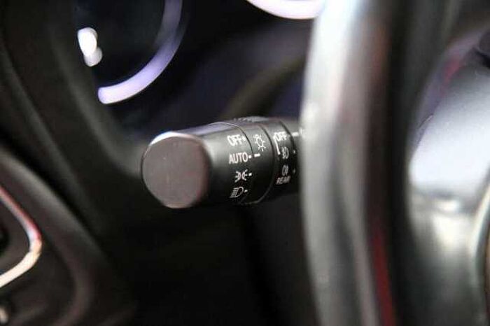 Honda HR-V Executive Pano, RFK, SHZ, DAB