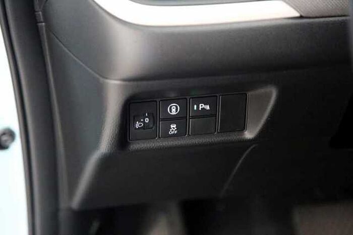 Honda Jazz 1.5 i-MMD Crosstar Executive Navi RFK SHZ