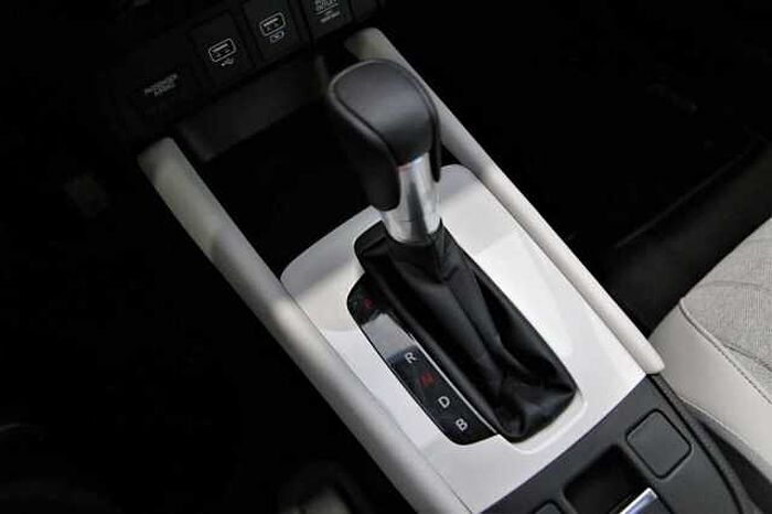 Honda Jazz 1.5 i-MMD Executive/Navi/Kamera/DAB/Allwett