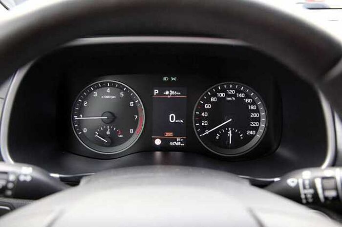 Hyundai Tucson Advantage + 2WD Navi, RFK, PDC, SHZ, LHZ