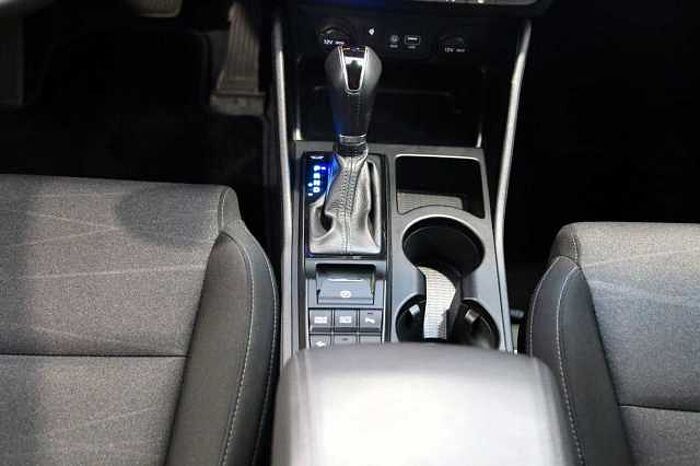 Hyundai Tucson Advantage + 2WD Navi, RFK, PDC, SHZ, LHZ