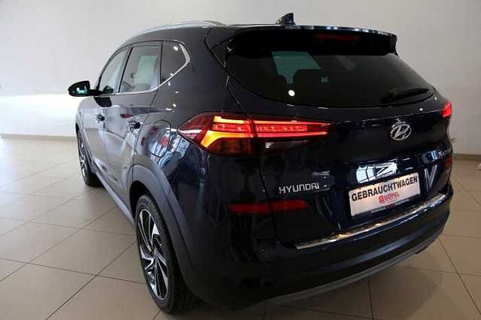 Hyundai Tucson Advantage + 2WD Navi, RFK, PDC, SHZ, LHZ