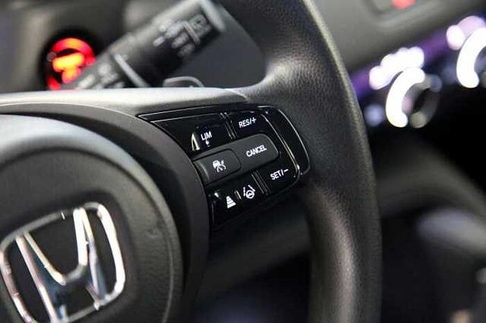 Honda HR-V Elegance PDC RFK DAB Allwetter Navi SHZ