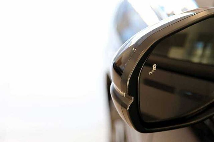 Honda ZR-V e: HEV Advance 8Jahre Garantie HUD SHZ LHZ