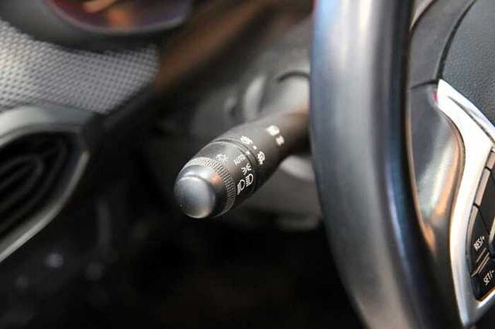 Dacia Sandero III Comfort AZV PDC Navi SHZ Allwetter