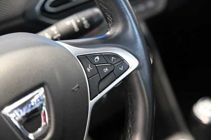 Dacia Sandero III Comfort AZV PDC Navi SHZ Allwetter