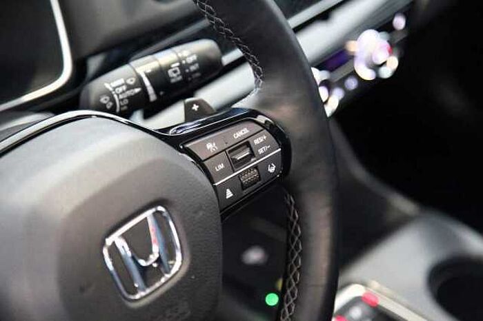 Honda Civic 5-trg. e:HEV Advance RFK, Pano, SHZ, AZV,