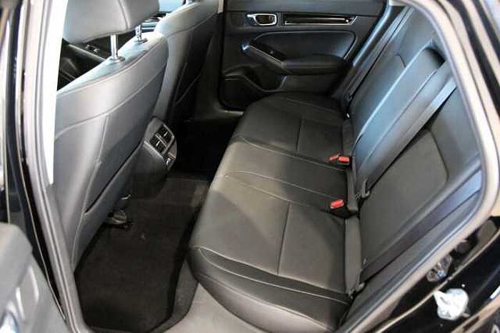 Honda Civic 5-trg. e:HEV Advance RFK, Pano, SHZ, AZV,