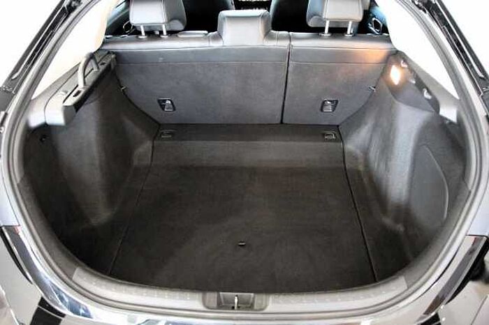 Honda Civic 5-trg. e:HEV Advance RFK, Pano, SHZ, AZV,