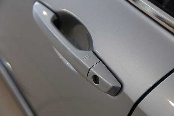 Honda CR-V 2.0 i-MMD HYBRID 4WD Executive AHK WKR+SKR