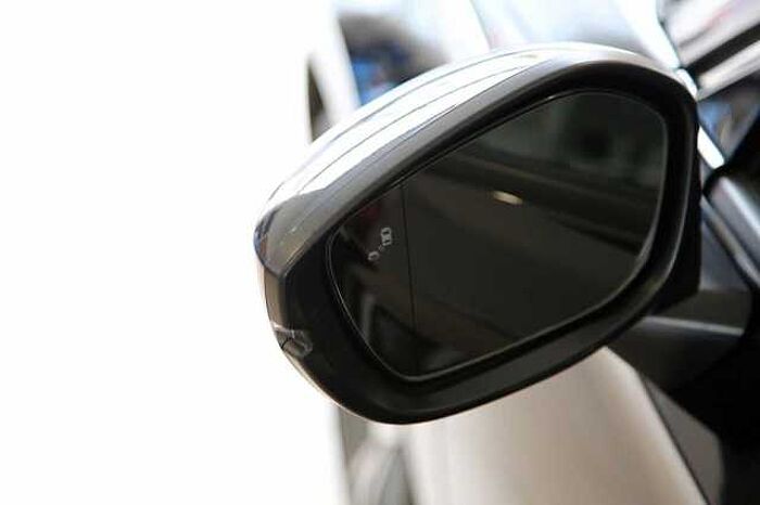 Honda Civic Lim. e:HEV Advance RFK,SHZ,Pano,LHZ,Bose