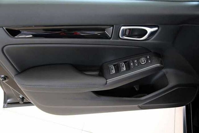 Honda Civic Lim. e:HEV Advance RFK,SHZ,Pano,LHZ,Bose