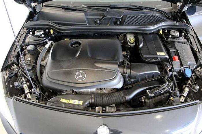 Mercedes-Benz A 250 A A 250 Sport Harman Kardon SHZ Navi
