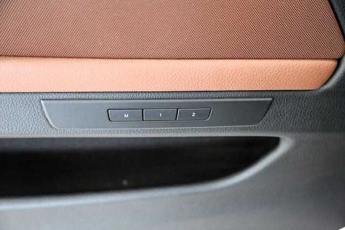 BMW 530 d xDrive Touring Navi HUD e-Sitze Pano LHZ