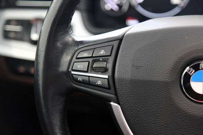 BMW 530 d xDrive Touring Navi HUD e-Sitze Pano LHZ
