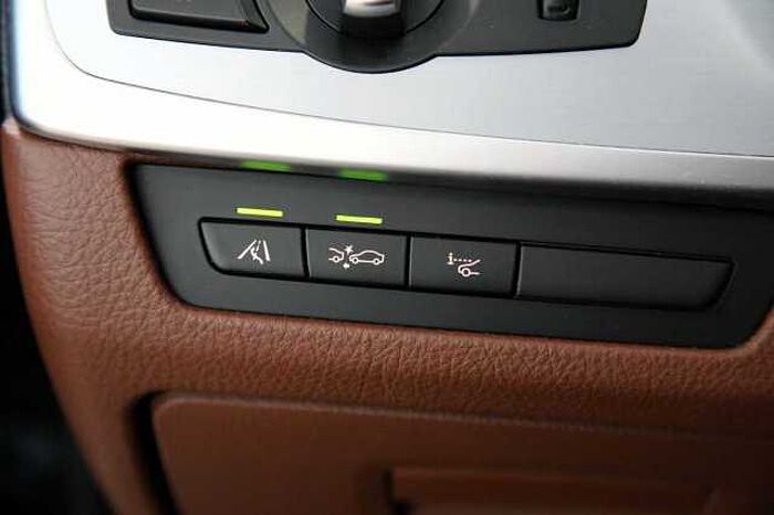 BMW 530 d xDrive Touring Navi HUD e-Sitze Pano LHZ