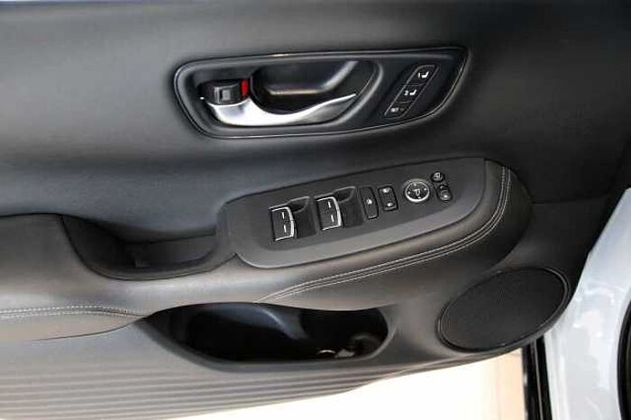 Honda ZR-V e:HEV Advance SHZ v+h Pano HUD Bose e-Sitze