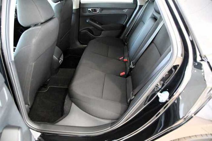 Honda Civic Lim. 5-trg e:HEV Elegance RFK Navi SHZ DAB