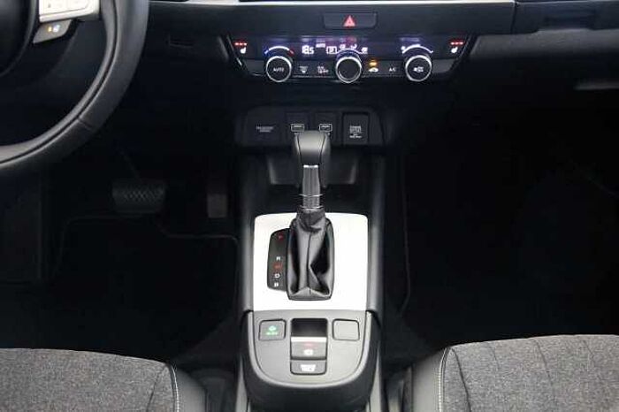 Honda Jazz 1.5 i-MMD Hybrid Advance RFK Navi SHZ LHZ