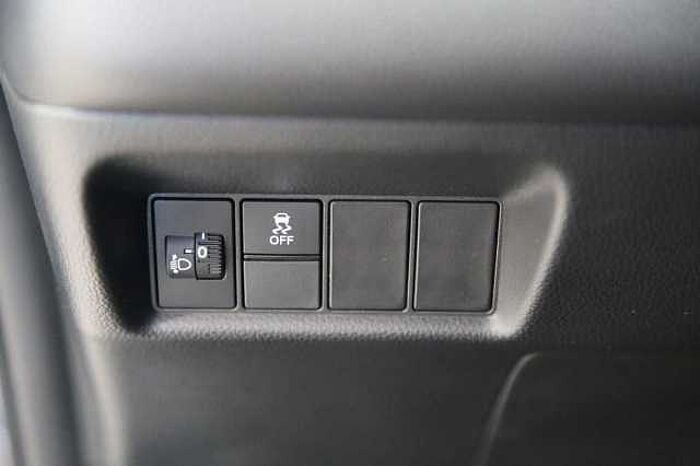 Honda Jazz 1.5 i-MMD Hybrid Advance RFK Navi SHZ LHZ