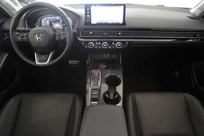 Honda Civic Lim. 5-trg. e:HEV Advance AZV Pano Bose