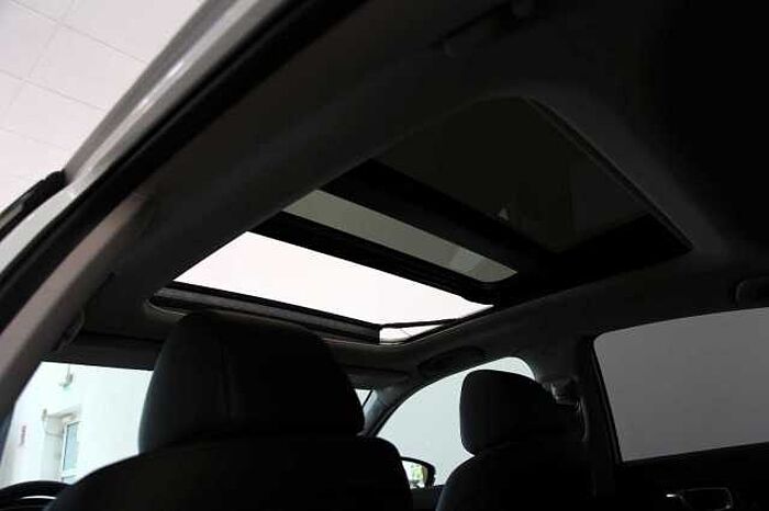 Honda Civic Lim. 5-trg. e:HEV Advance AZV Pano Bose