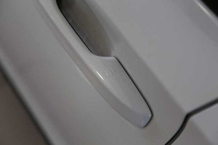 Honda Civic Lim. 5-trg. e:HEV Advance AZV Pano Bose