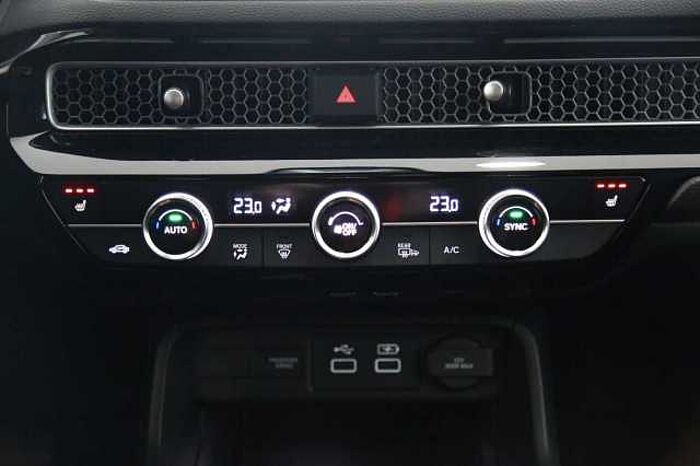 Honda Civic Lim. 5-trg. e:HEV Elegance RFK SHZ DAB