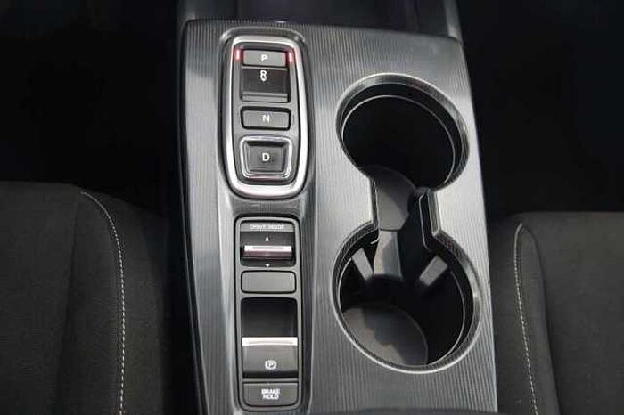 Honda Civic Lim. 5-trg. e:HEV Elegance RFK SHZ DAB