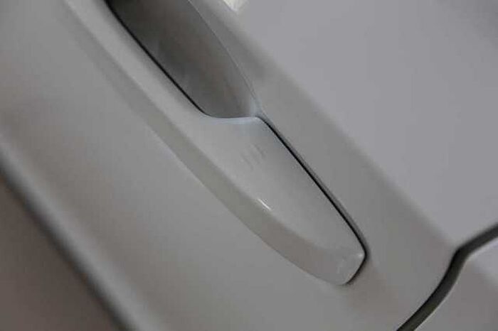 Honda Civic Lim. 5-trg. e:HEV Elegance RFK SHZ DAB