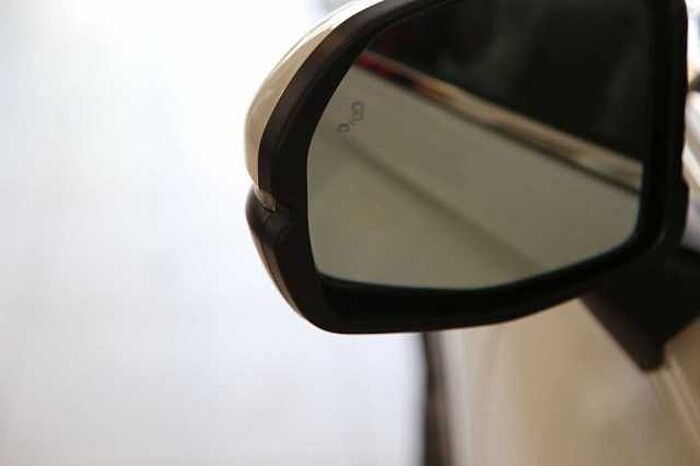 Honda CR-V e:HEV Advance AWD 360Grad Kamera Bose HUD